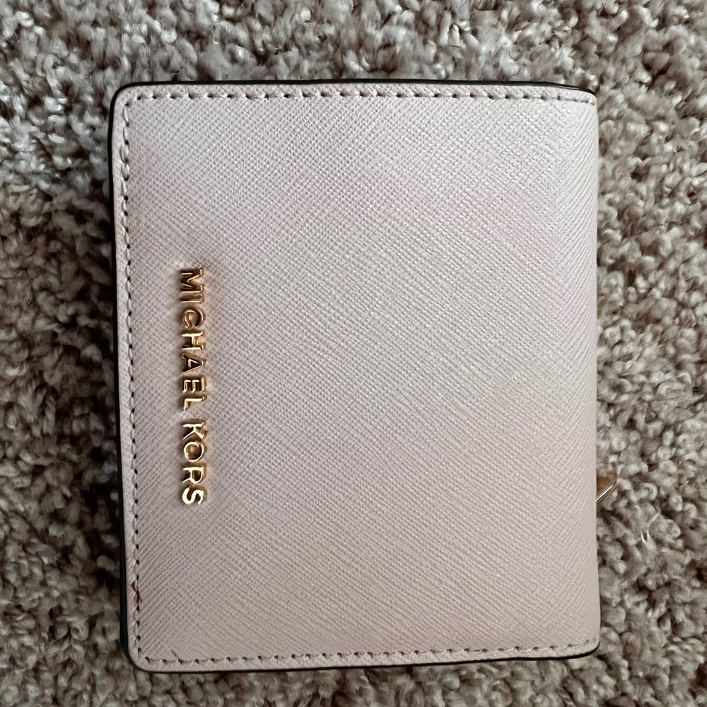 Blush Pink Michael Kors Wallet